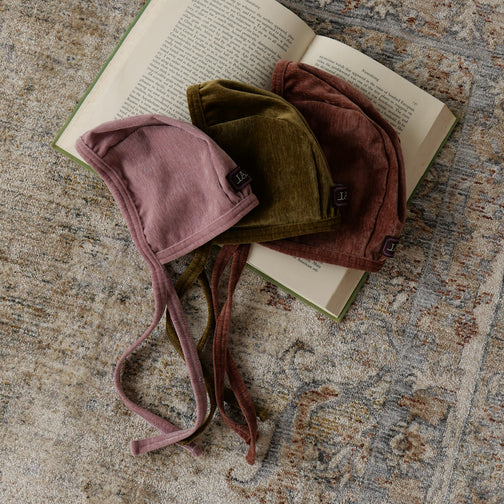 VELVET BONNET