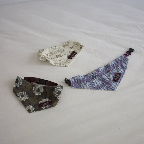 26AW NEW PATTERN DOG BIB
