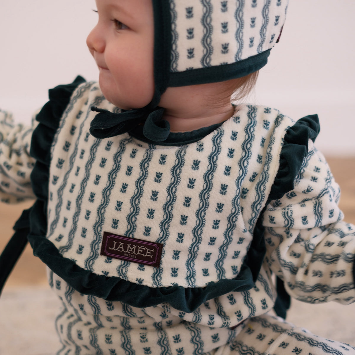 Jamée Rousse 2WAY VELOUR VEST