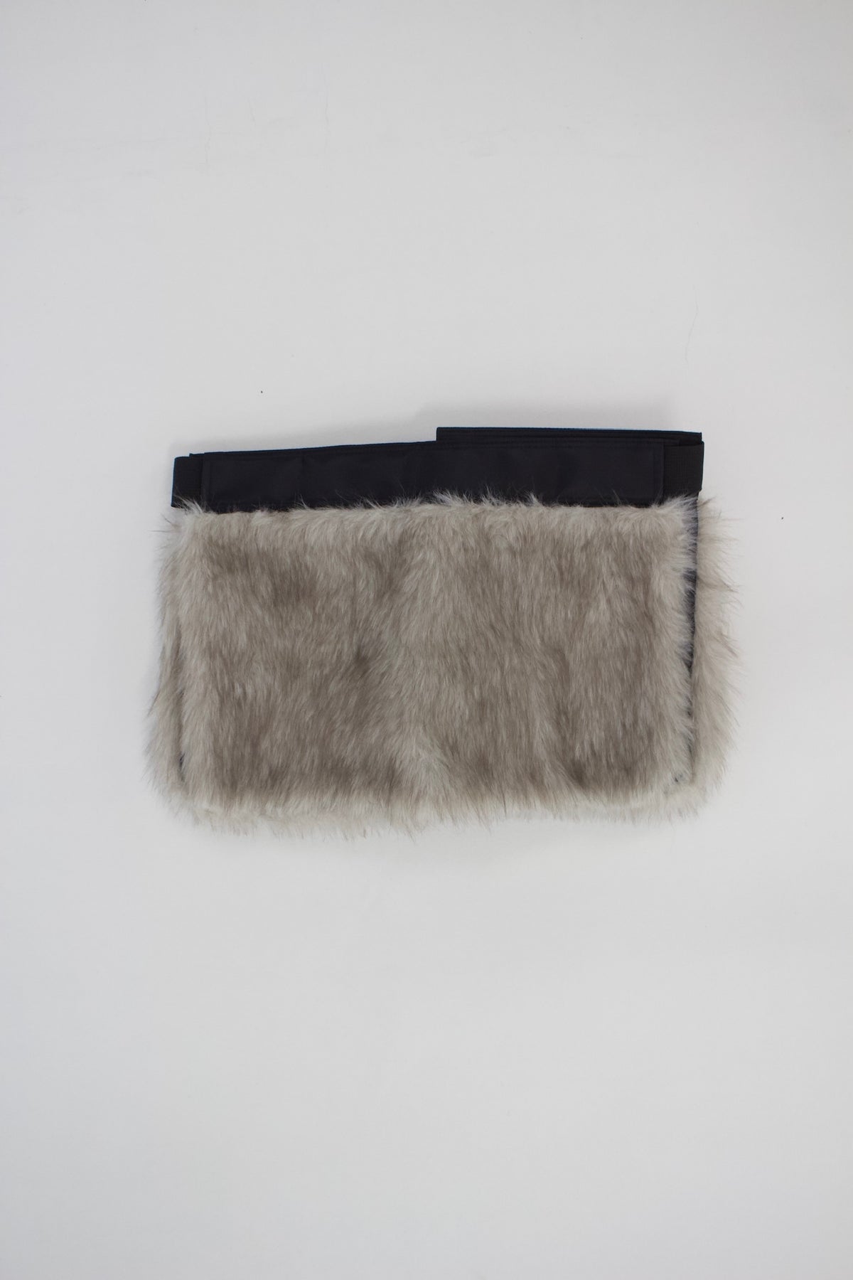 Semon ApartMent FUR WAIST BELT BAG