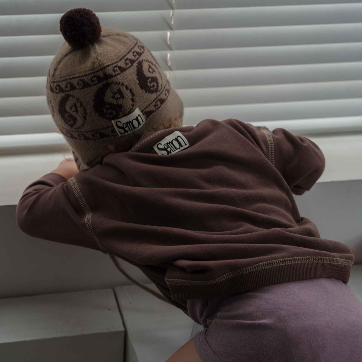 YIN YANG EMBROIDERY FLEECE SWEATSHIRT