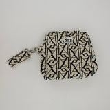 KNIT FRAME POUCH12