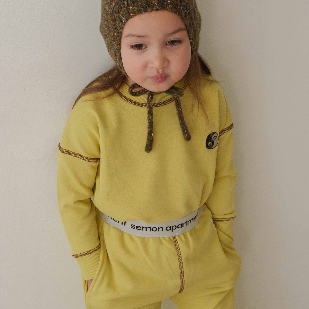 YIN YANG EMBROIDERY FLEECE SWEATSHIRT
