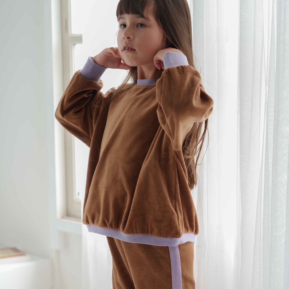 VELOUR LONG SLEEVE TOP