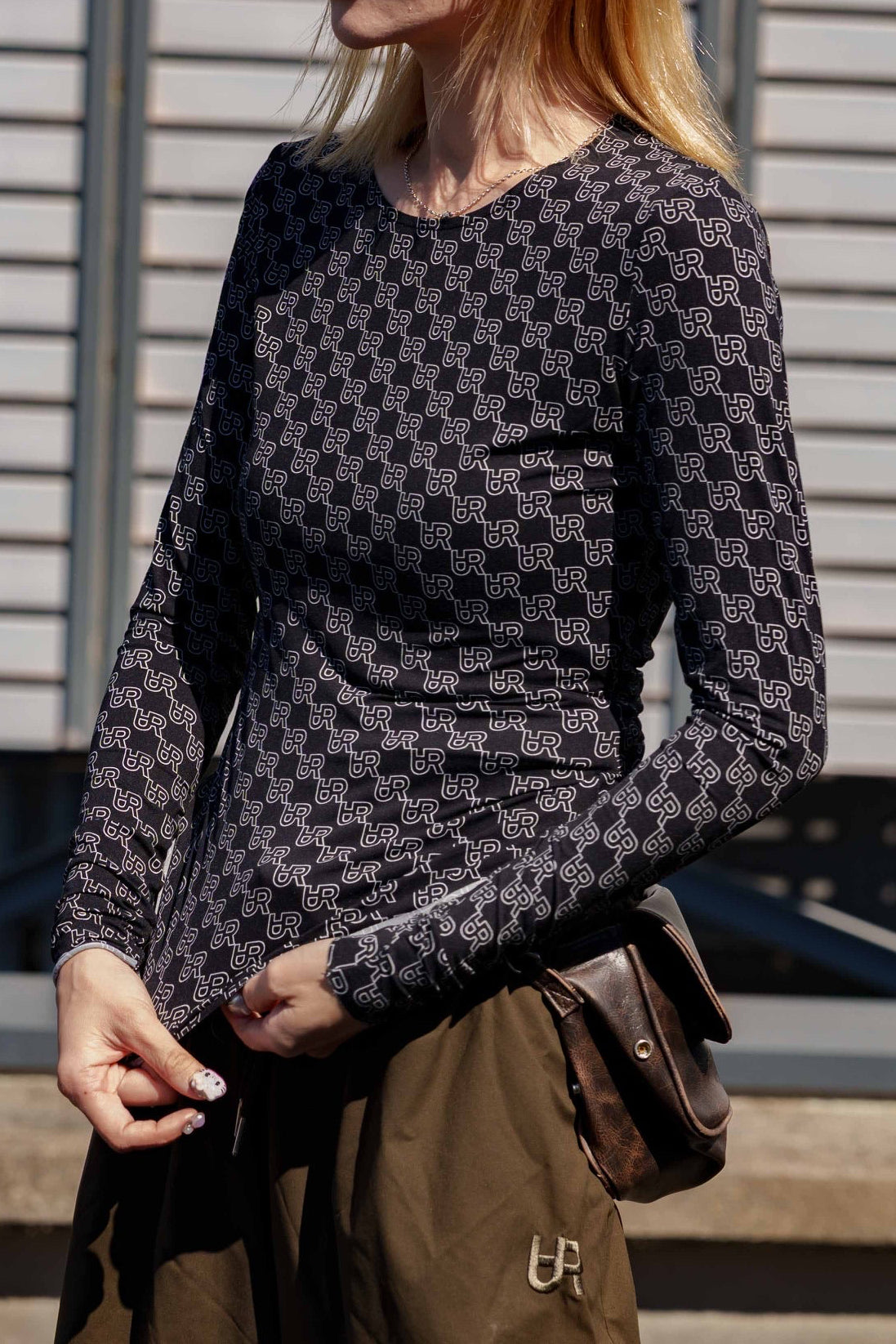 Semon ApartMent AR ALL-OVER LOGO TOP
