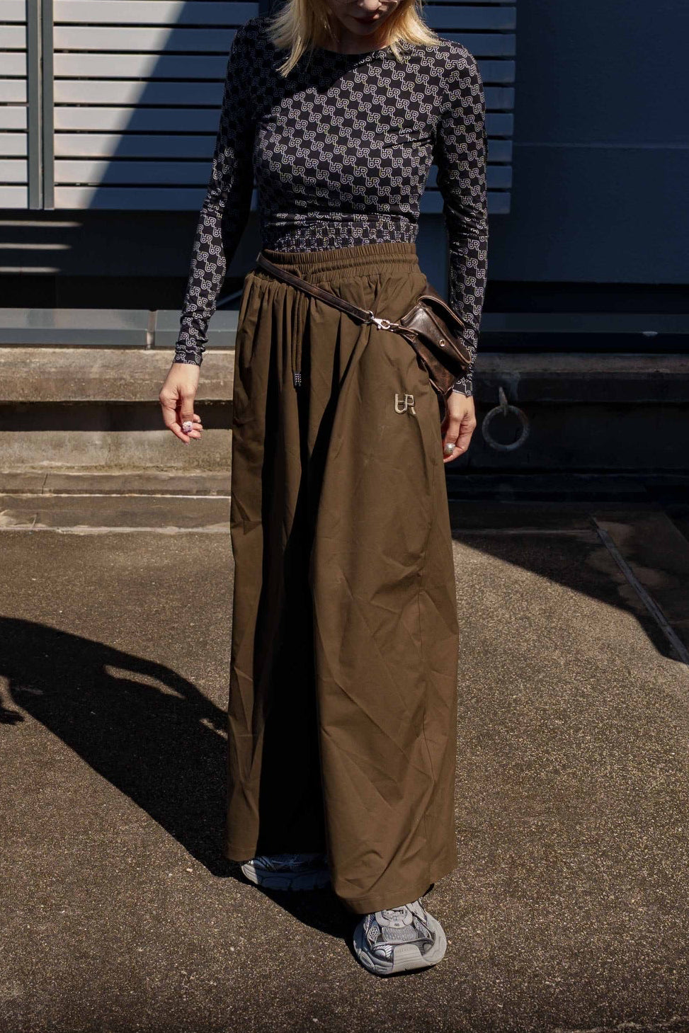 Semon ApartMent AR LOGO NYLON WIDE PANTS