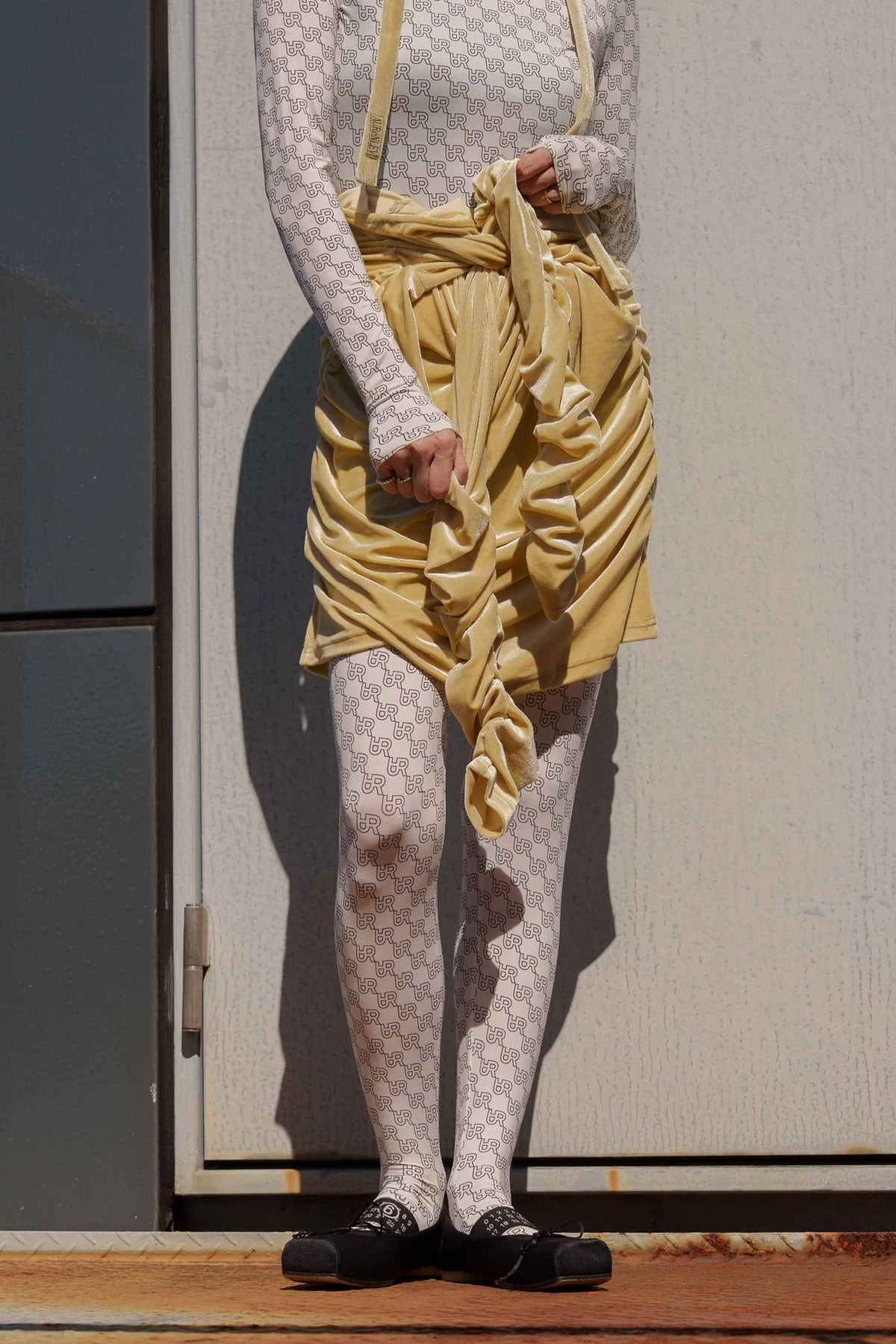 Semon ApartMent AR ALL-OVER LOGO TIGHTS