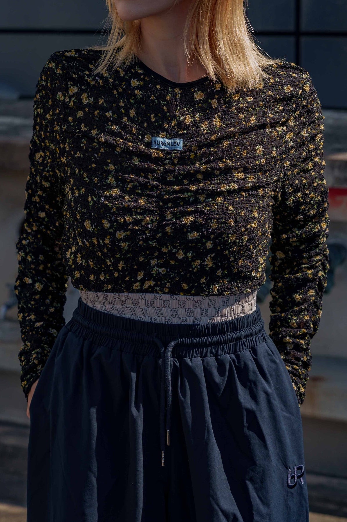 Semon ApartMent FLOWER SHIRRING TOP