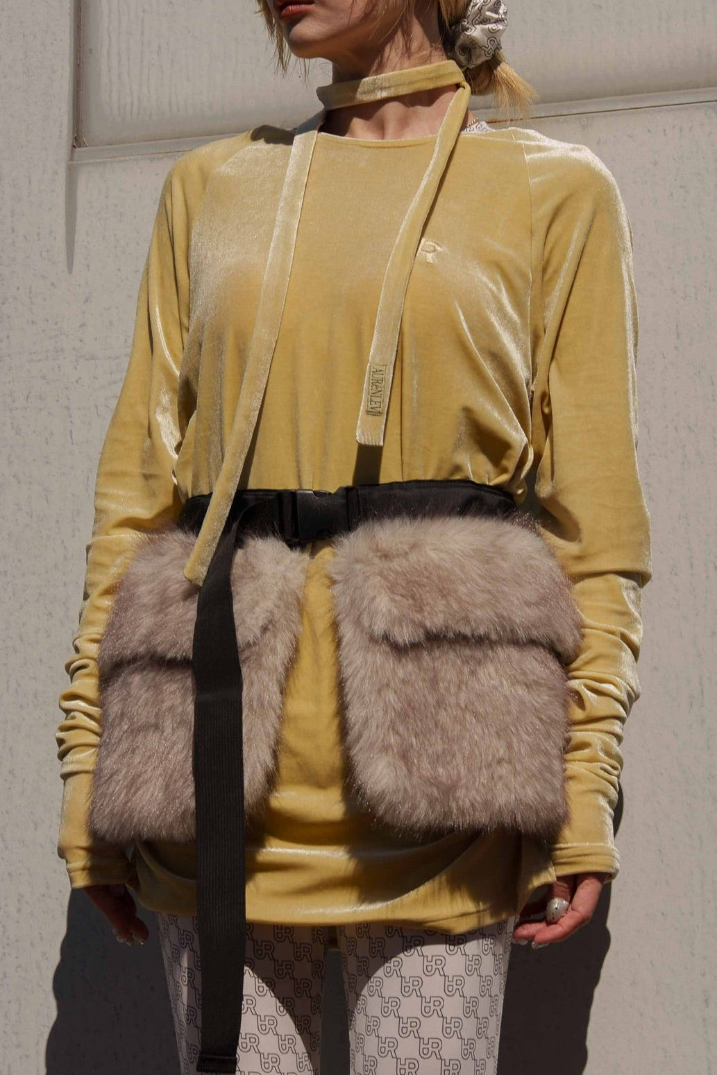 Semon ApartMent VELOUR CHOKER TOP