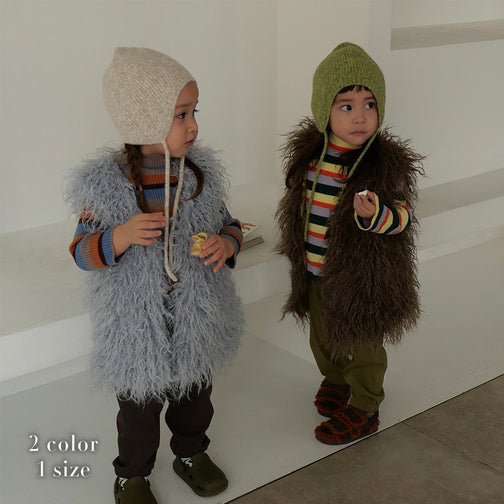 FUR VEST