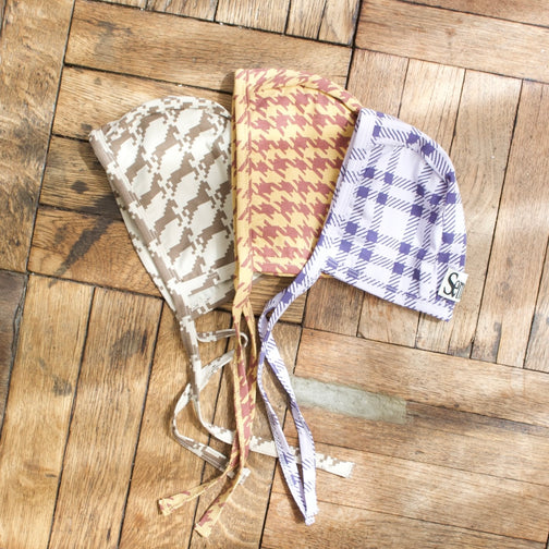 PATTERN BONNET