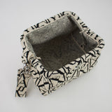 KNIT FRAME POUCH10