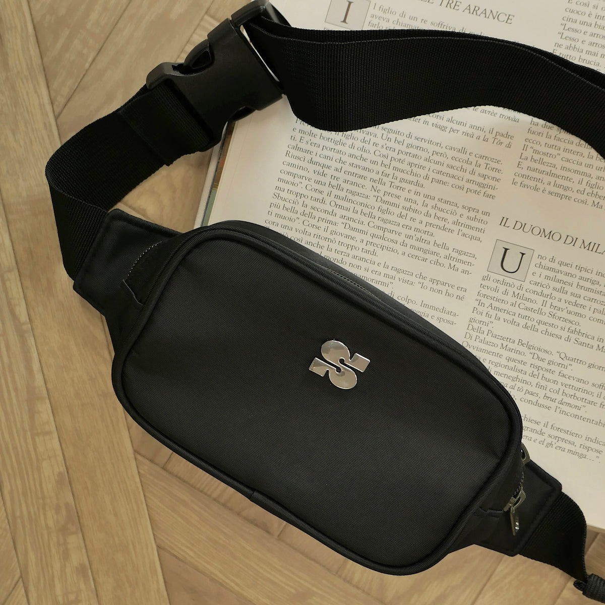 Semon ApartMent MINI WAIST BAG ブラック