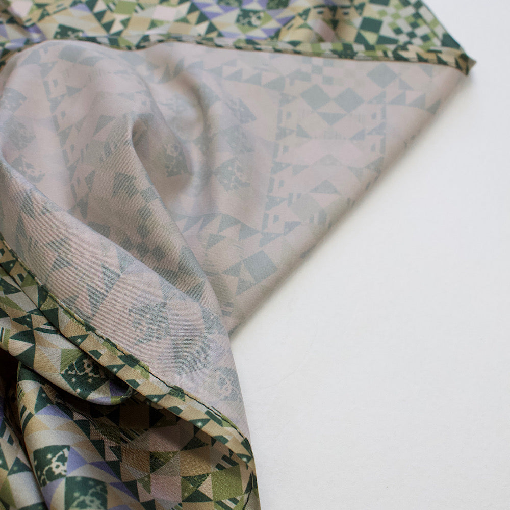 Semon ApartMent QUILTED SATIN SCARF