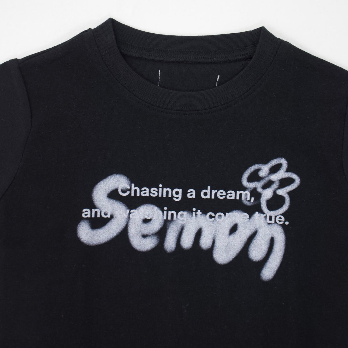 Semon ApartMent SPRAY LOGO LONG SLEEVE T-SHIRT