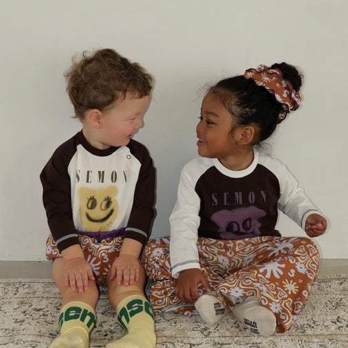 PRINTED RAGLAN T-SHIRT