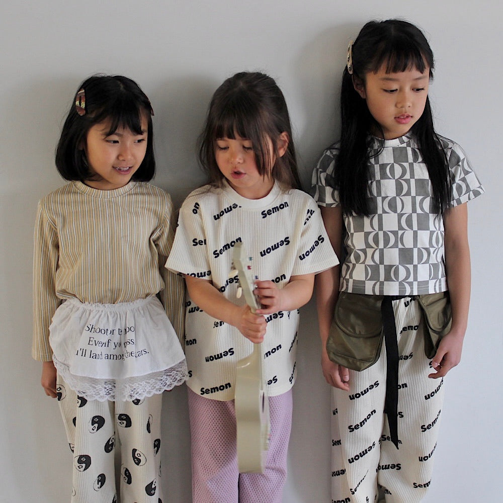 Semon ロゴ入り ワッフル生地 Tシャツ パンツ セット WAFFLE PRINT HALF SLEEVE TEE – Frö