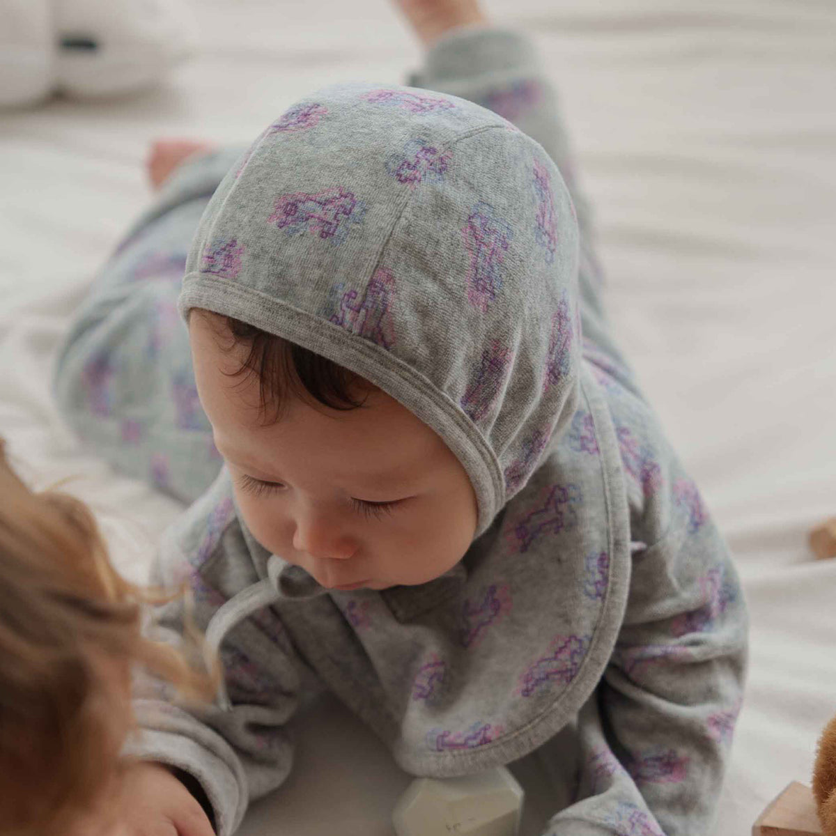 Semon ApartMent TRIPLE HORSE VELOUR BONNET
