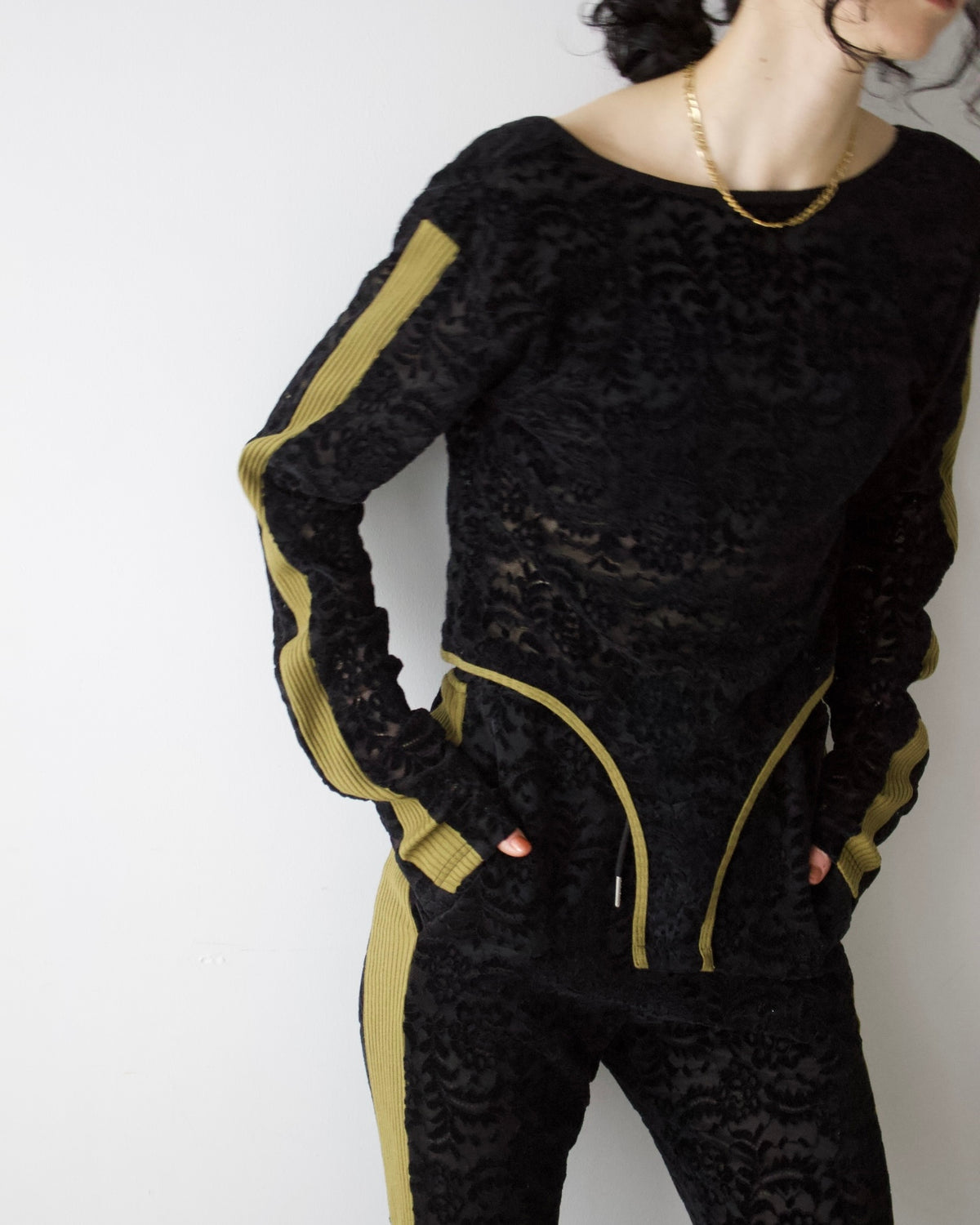 AURéNLEV Velour Lace Bodysuit Top