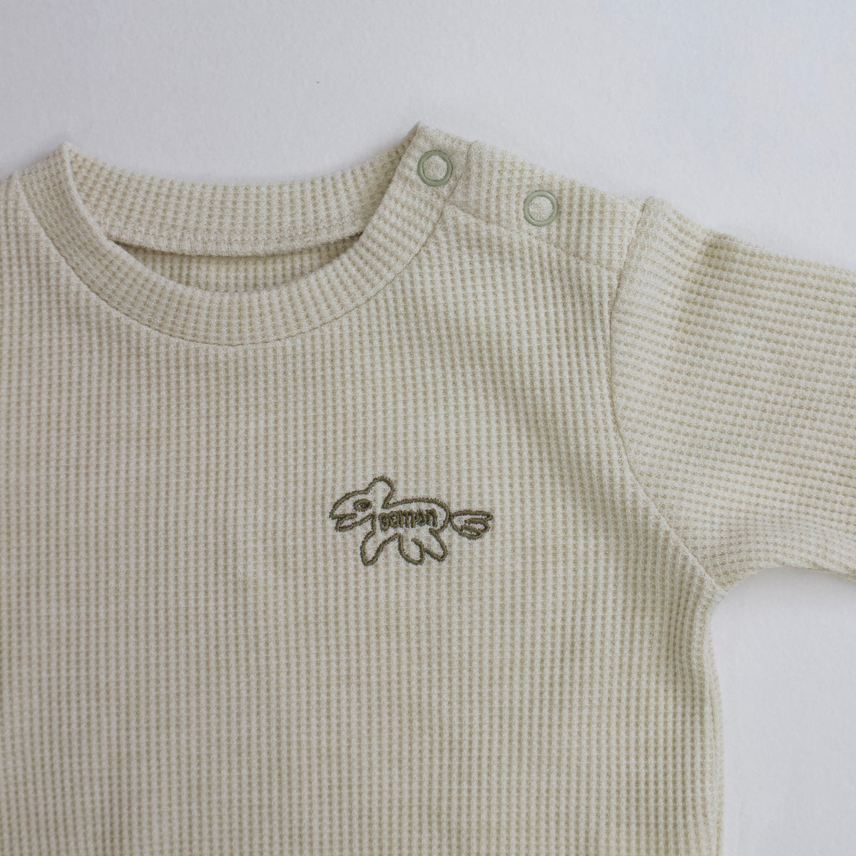 Semon ApartMent WAFFLE HORSE EMBROIDERY MERROW LONG-SLEEVE T-SHIRT