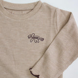 WAFFLE HORSE EMBROIDERY MERROW LONG-SLEEVE T-SHIRT5