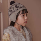 Semon ApartMent YIN YANG POMPOM BONNET