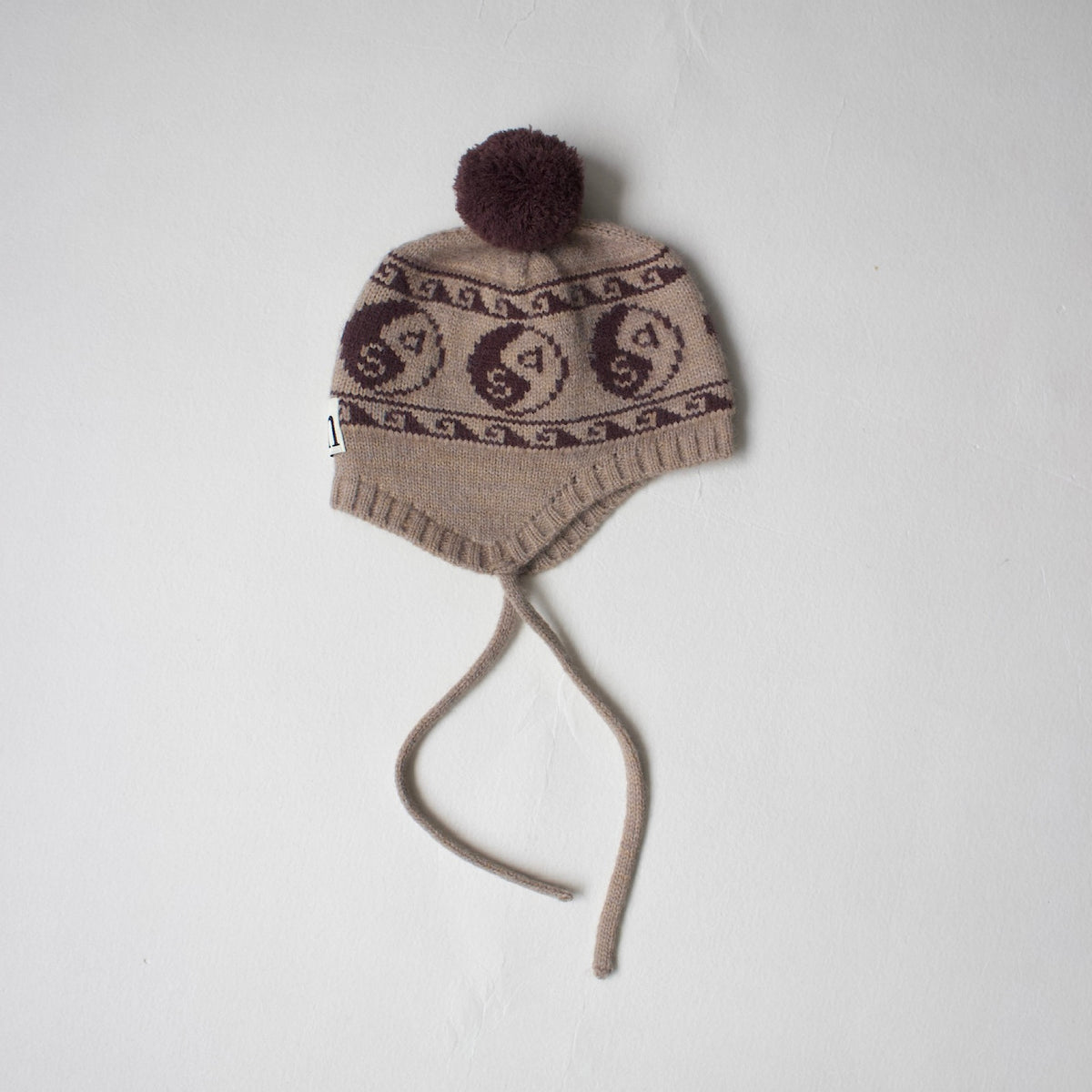 Semon ApartMent YIN YANG POMPOM BONNET ベージュ