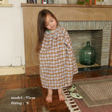 SEMON POOL TOWEL 2