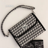 【3/27 (Fri) 12:00〜 Restock】 MATERNAL AND CHILD NOTEBOOK CASE 4