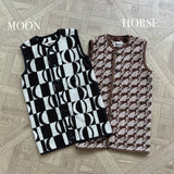 REVERSIBLE PATTERN SLEEPER 4